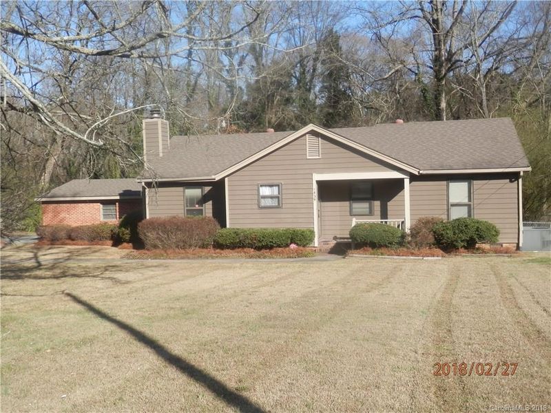1439 Little Rock Rd, Charlotte, NC 28214