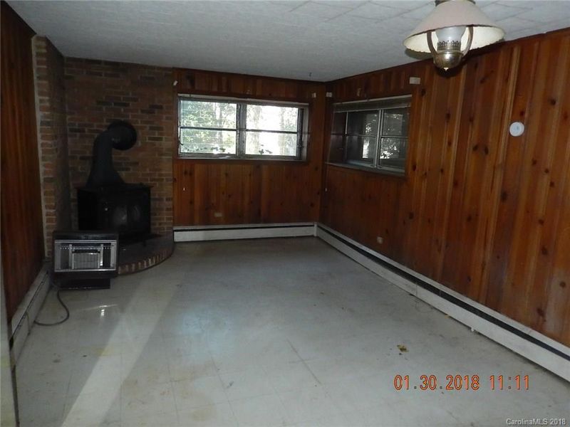 5357 Ruth Dr, Charlotte, NC 28215