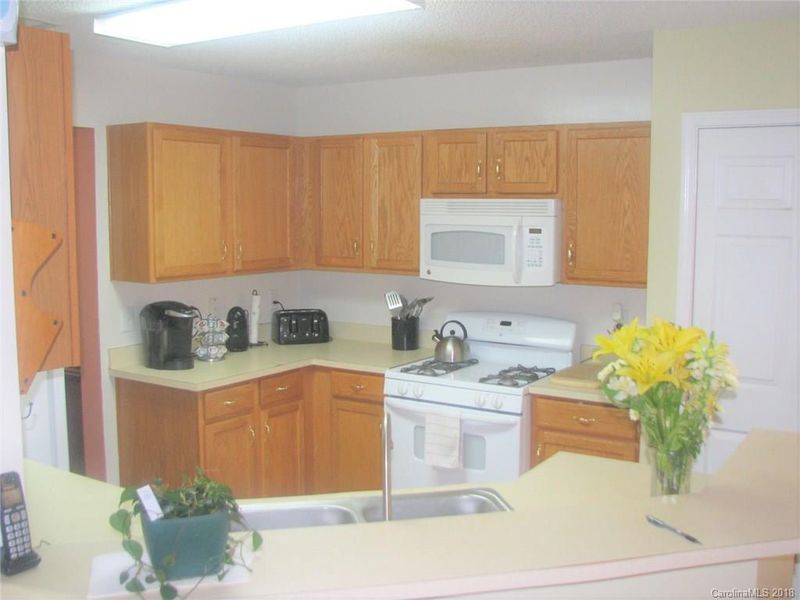 5225 Deerton Rd, Charlotte, NC 28269