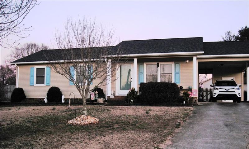 4285 Brittany Ave, Conover, NC 28613