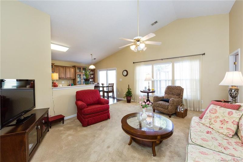 236 Grayland Rd, Mooresville, NC 28115