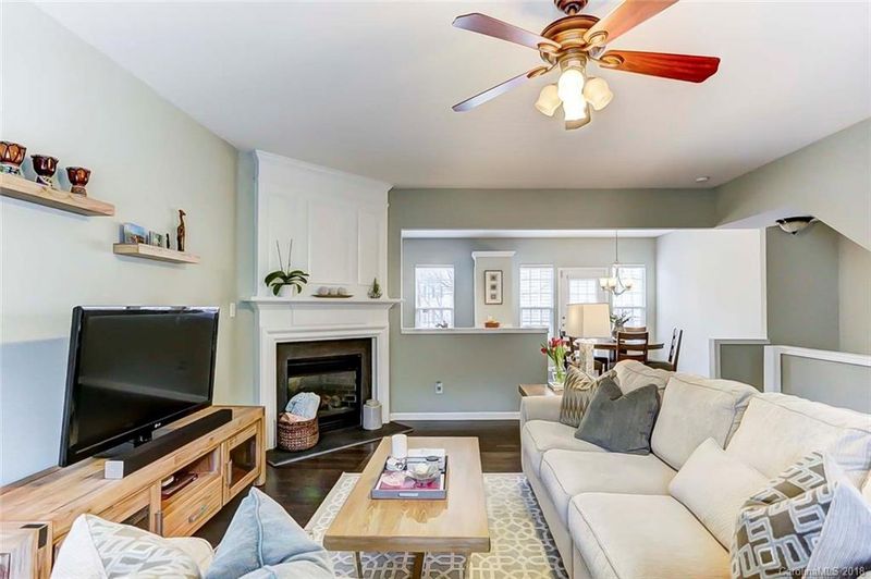 5562 Werburgh St, Charlotte, NC 28209