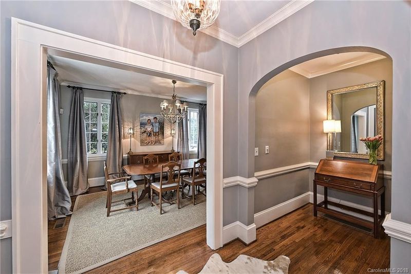1820 Beverly Dr, Charlotte, NC 28207