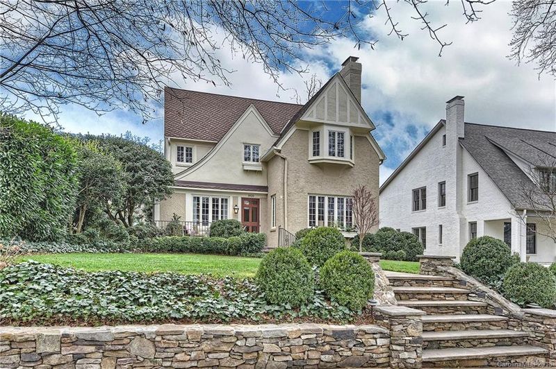 1820 Beverly Dr, Charlotte, NC 28207