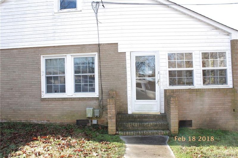 51 Porter St, Concord, NC 28027