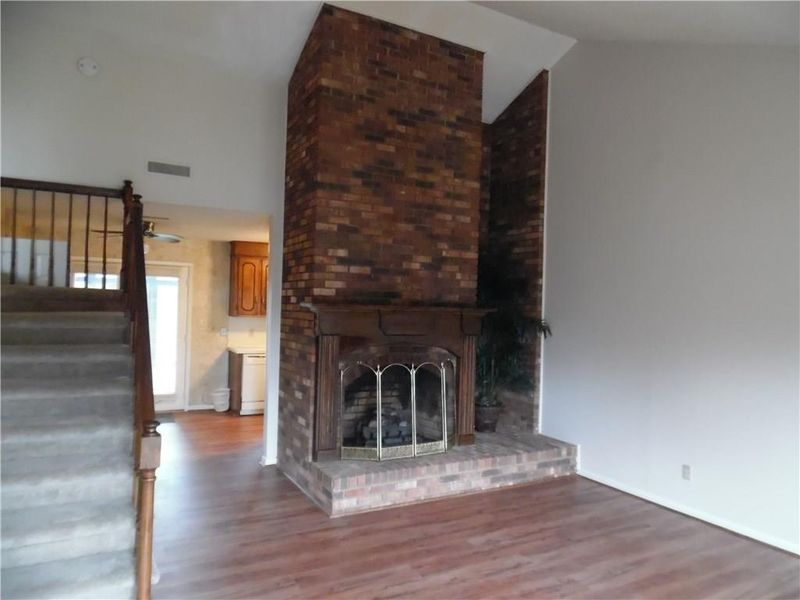 530 6th Street Cir, Conover, NC 28613