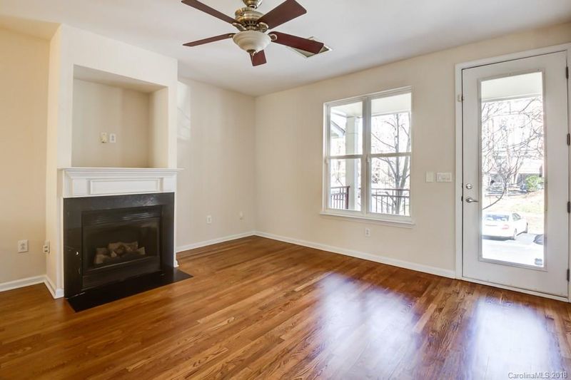 1065 S Sycamore Green Pl, Charlotte, NC 28202