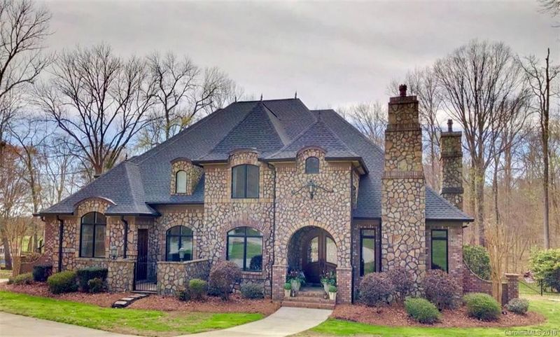 8368 Pompano Rd, Harrisburg, NC 28075