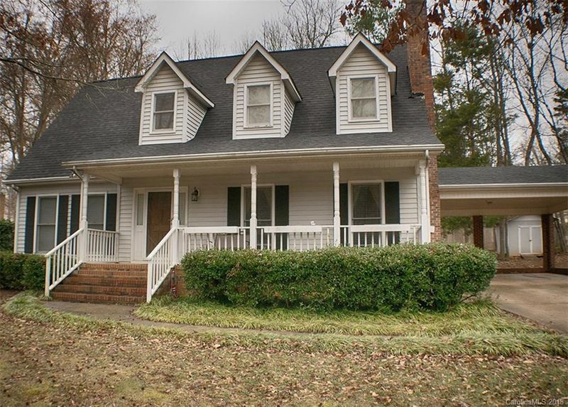 1074 Hummingbird Ln, Rock Hill, SC 29732