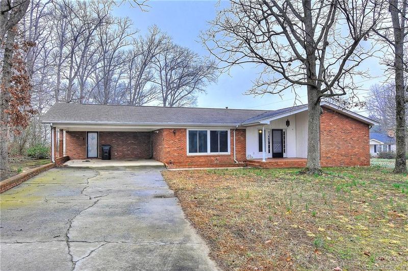2212 Ridge Rd, Monroe, NC 28110