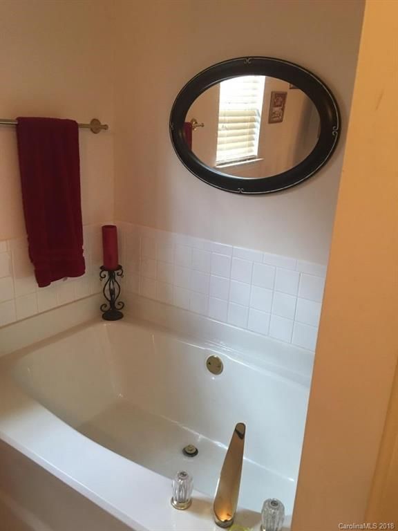 2505 River Chase Dr, Monroe, NC 28110