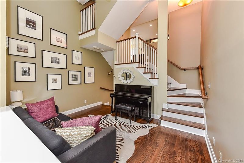 410 8th St, Charlotte, NC 28202