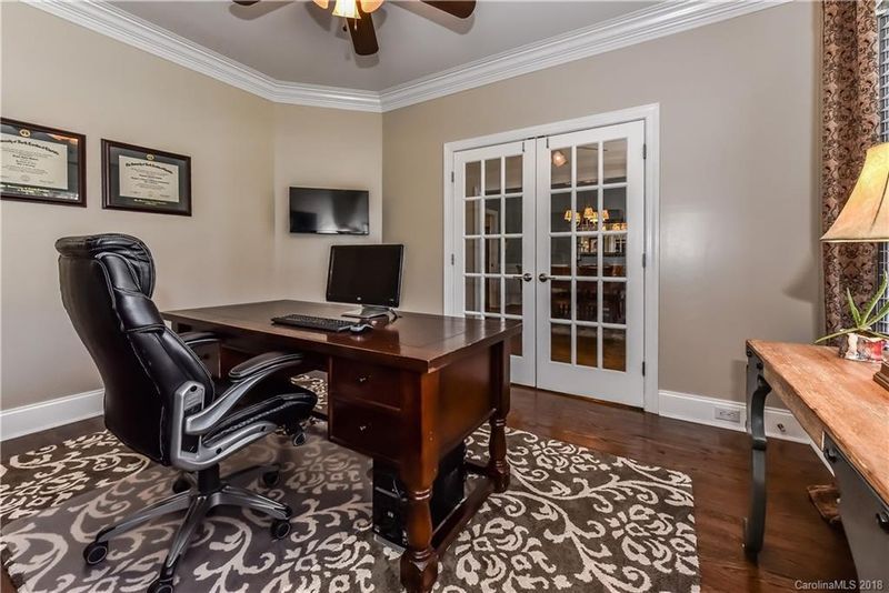 12419 Overlook Mountain Dr, Charlotte, NC 28216
