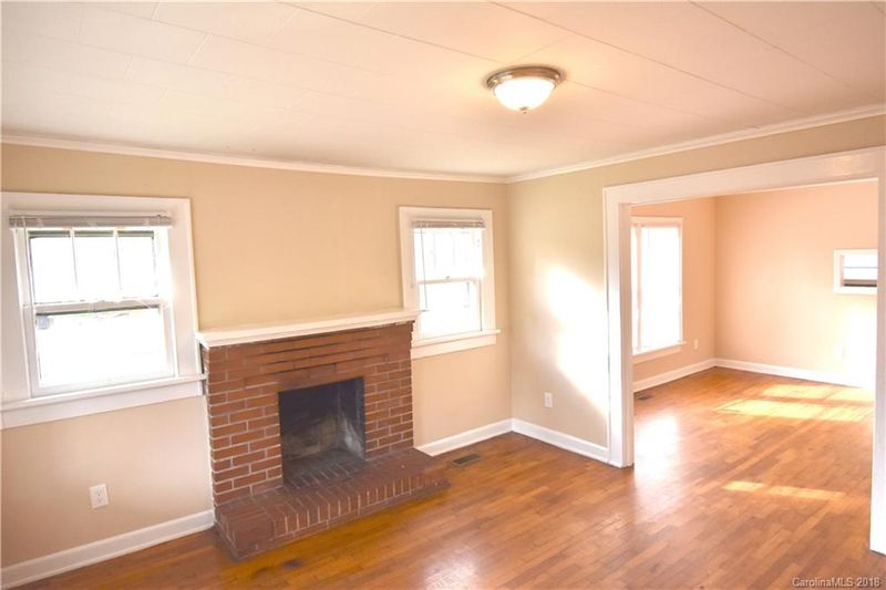 424 Harrison Ave, Gastonia, NC 28052