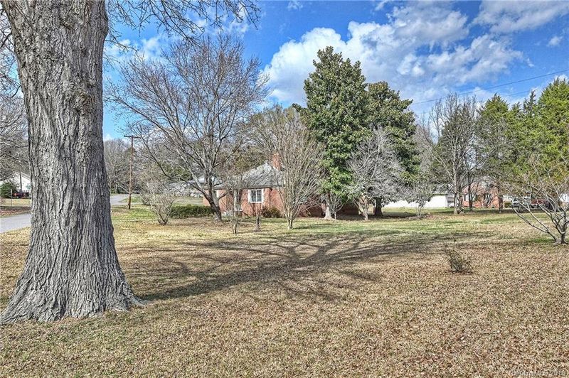 104 Cantrell Ave, Fort Mill, SC 29715