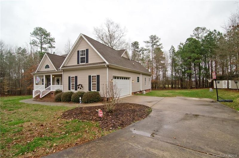 525 Flying Eagle Dr, Clover, SC 29710