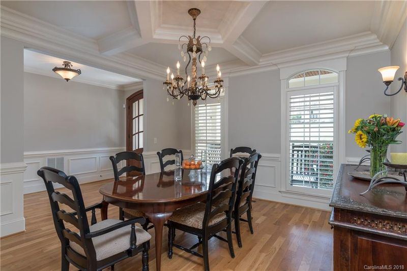 170 E Burnell Pl N, Davidson, NC 28036