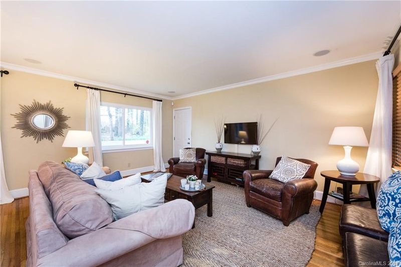 4336 Water Oak Rd, Charlotte, NC 28211