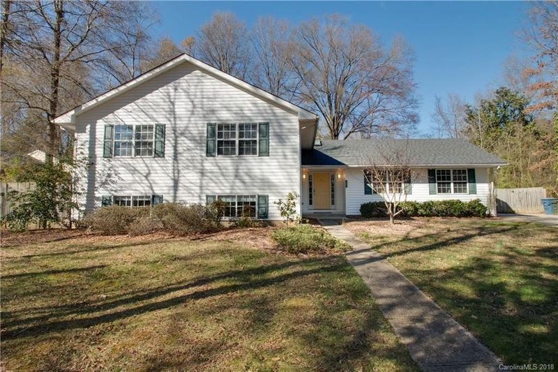 430 Freemont St, Matthews, NC 28105