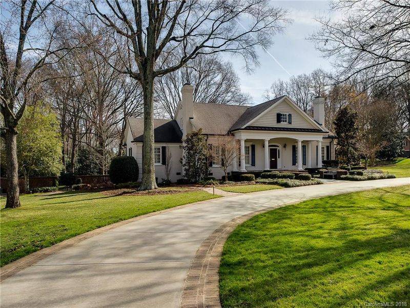 2623 Beretania Cir, Charlotte, NC 28211