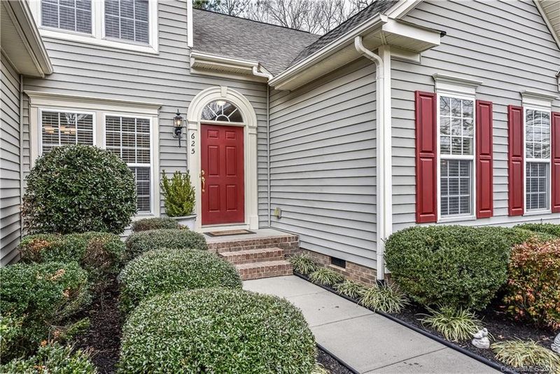 625 Sunset Point Dr, Rock Hill, SC 29732