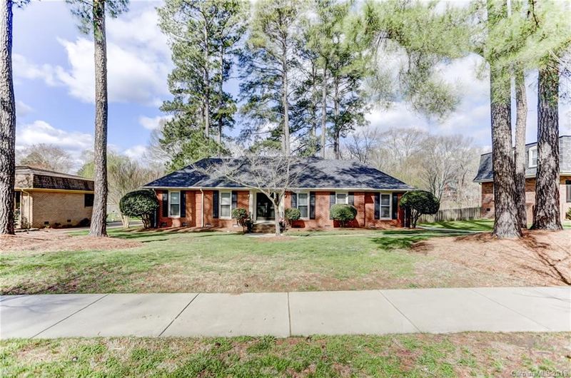 10916 Blue Heron Dr #5, Charlotte, NC 28226