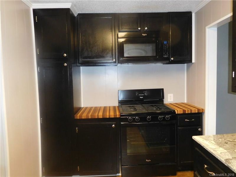 411 Gann St, Lowell, NC 28098