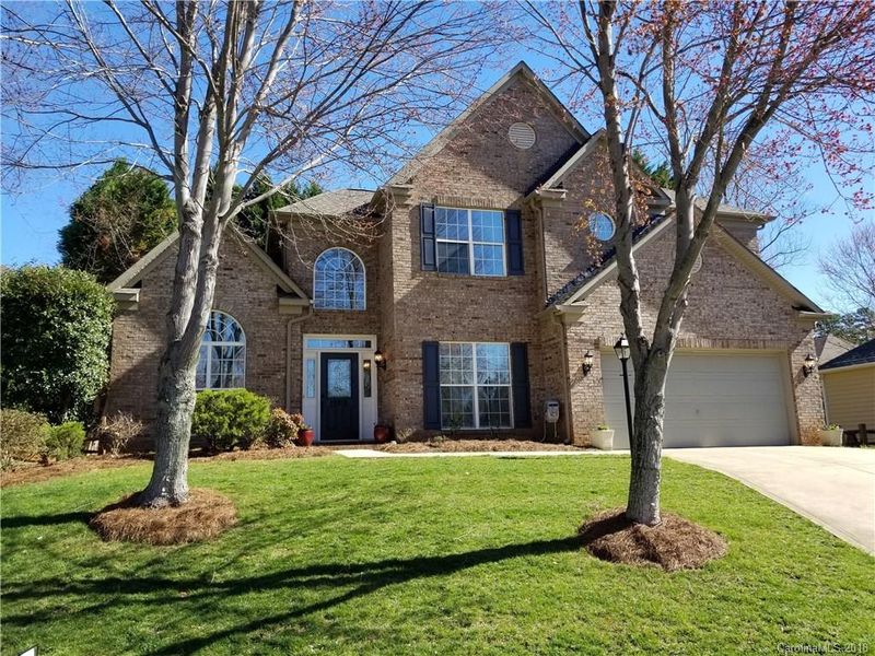 19818 Sandyedge Dr, Cornelius, NC 28031