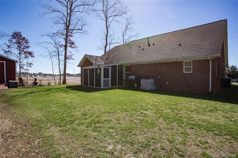12897 Hill Pine Rd, Midland, NC 28107