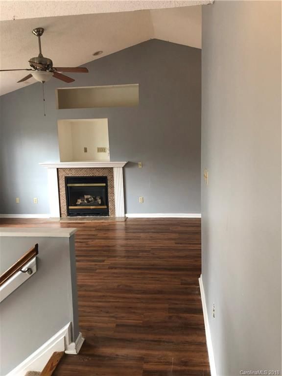 2008 Gilbert St, Charlotte, NC 28216