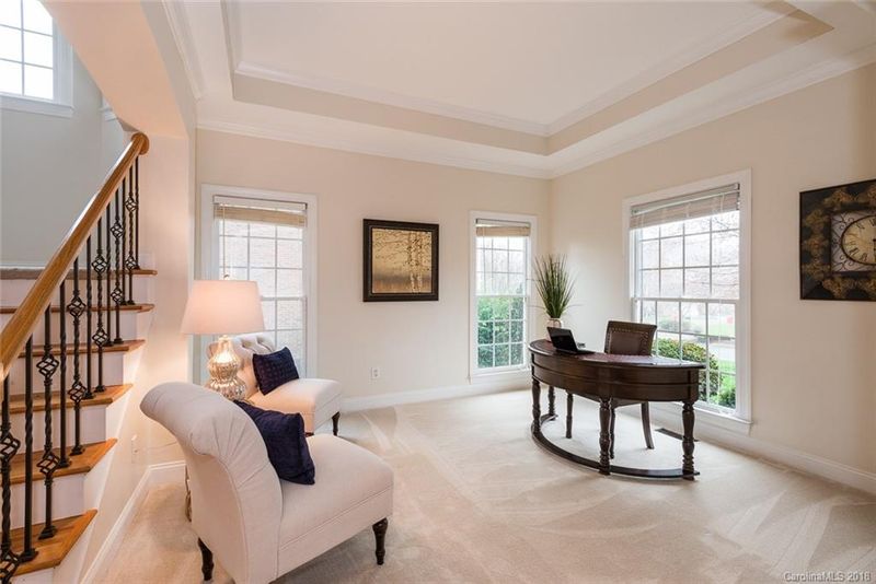 17015 Winged Oak Way, Davidson, NC 28036