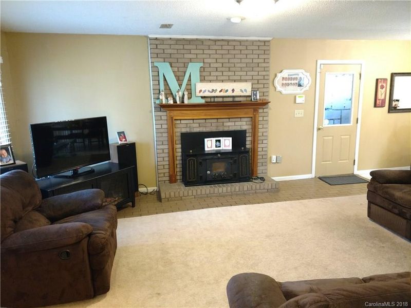6350 Riverbend Rd, Concord, NC 28025