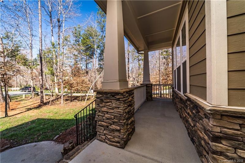 1408 Huntcliff Dr, Waxhaw, NC 28173
