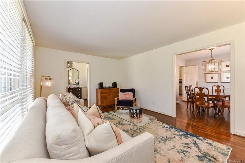7712 Whistlestop Rd #4, Charlotte, NC 28210