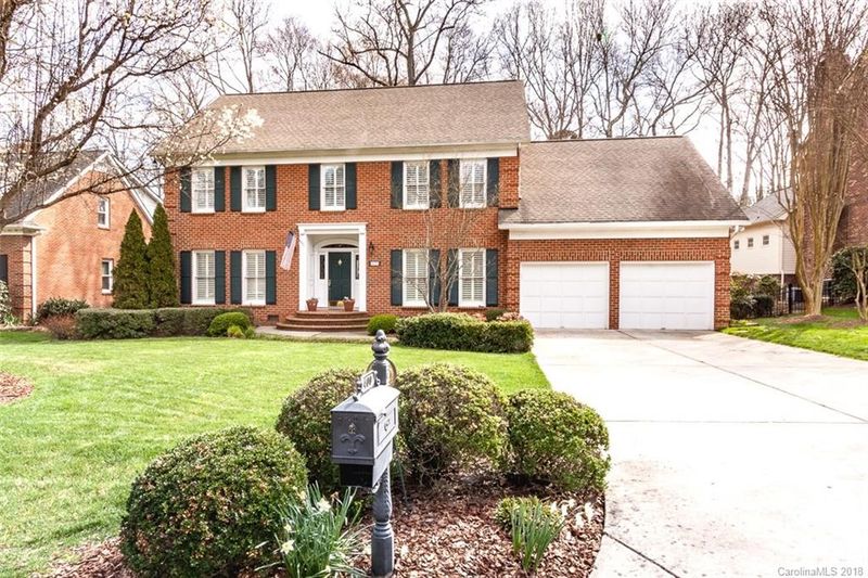400 Bradwyck Ct, Matthews, NC 28105