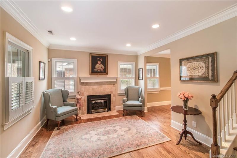 2125 Bay St, Charlotte, NC 28205