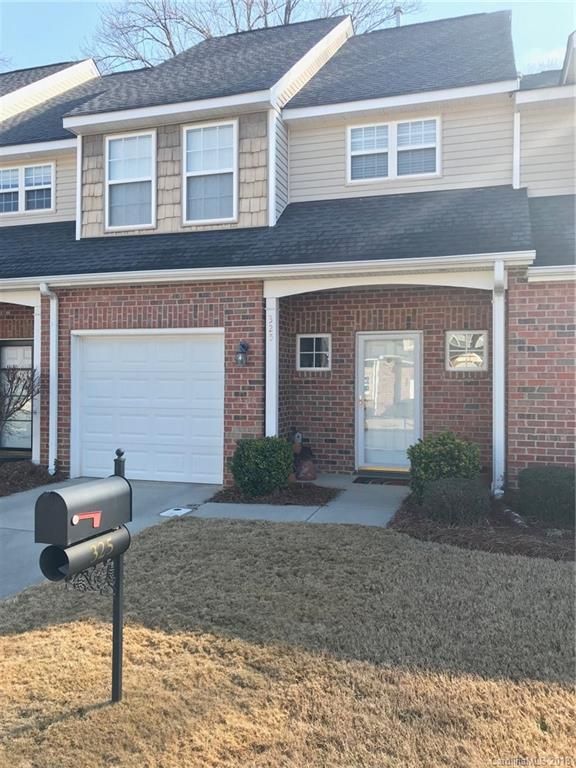 325 Valley Brook Ln, Concord, NC 28025