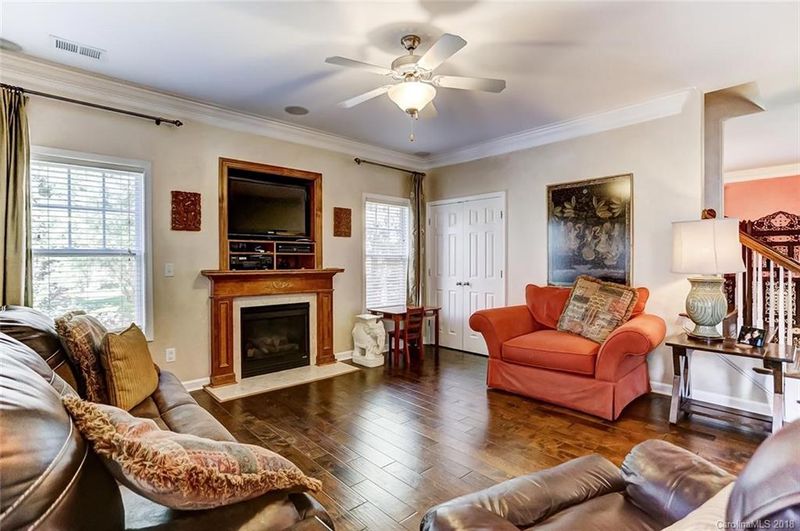 8041 Lansford Rd, Charlotte, NC 28277