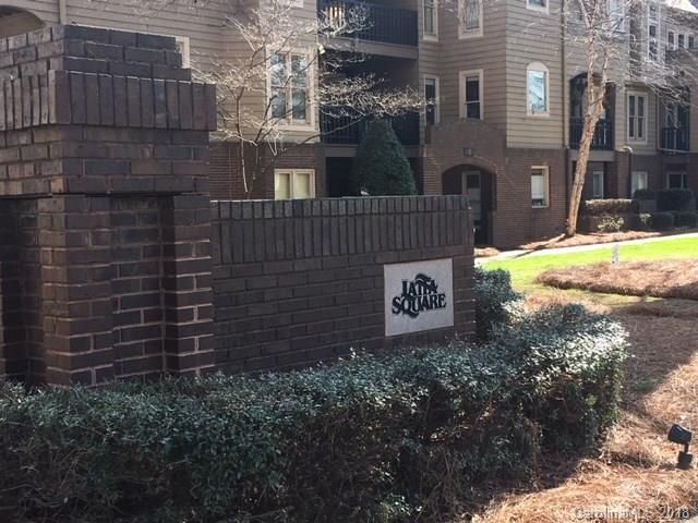 1101 E Morehead St #32, Charlotte, NC 28204