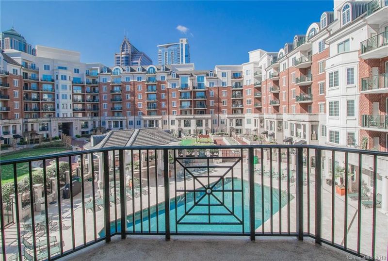 300 5th St #352, Charlotte, NC 28202