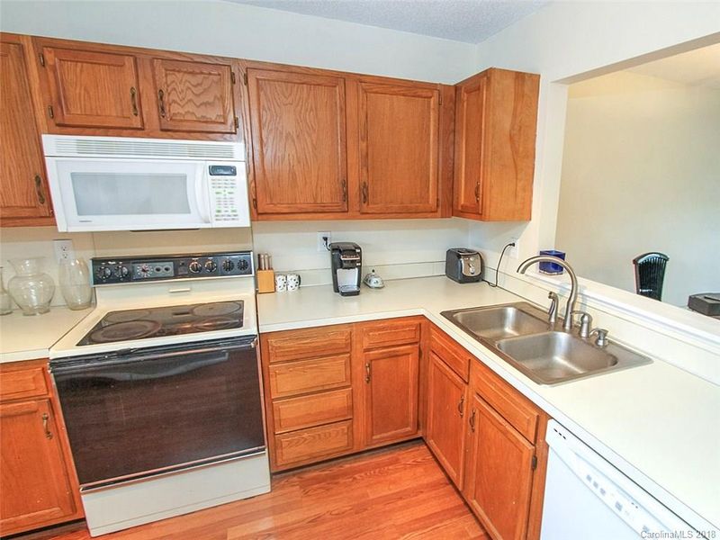 8227 Circle Tree Ln #505, Charlotte, NC 28277