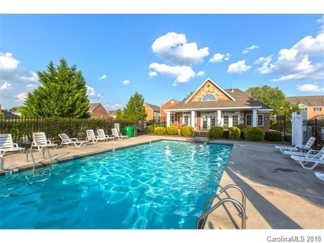 7007 Walnut Ridge Ct, Charlotte, NC 28217