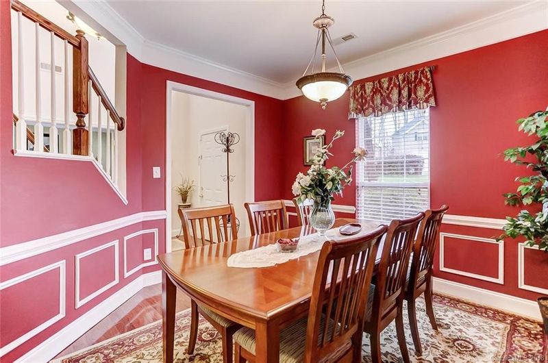 10406 Old Brassle Dr, Mint Hill, NC 28227