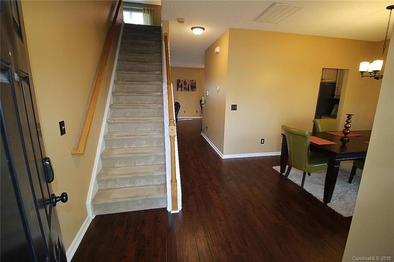 1125 Chalk Hill Ln, Charlotte, NC 28214