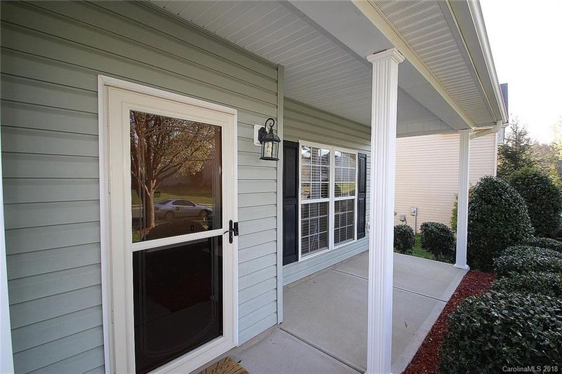 1125 Chalk Hill Ln, Charlotte, NC 28214