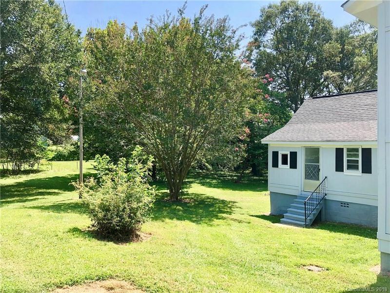 701 Grier St, Lincolnton, NC 28092