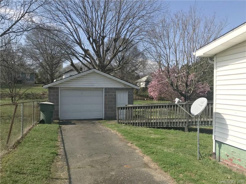 603 Apple St #97, Gastonia, NC 28054