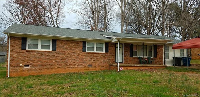 4229 Heatherstone Dr, Gastonia, NC 28056
