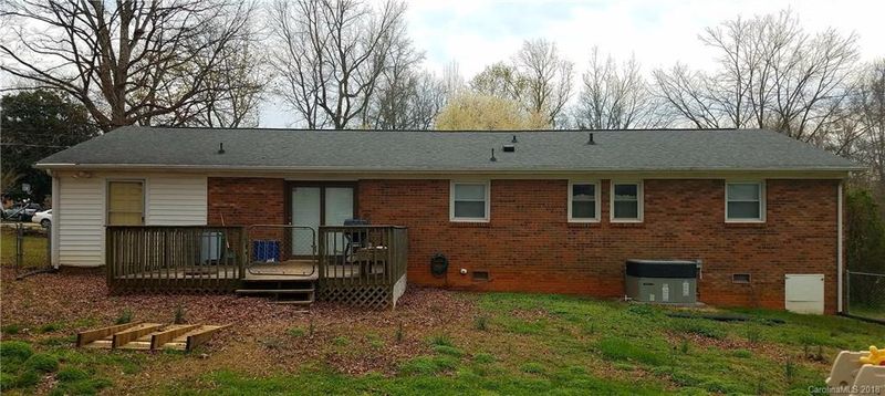 4229 Heatherstone Dr, Gastonia, NC 28056