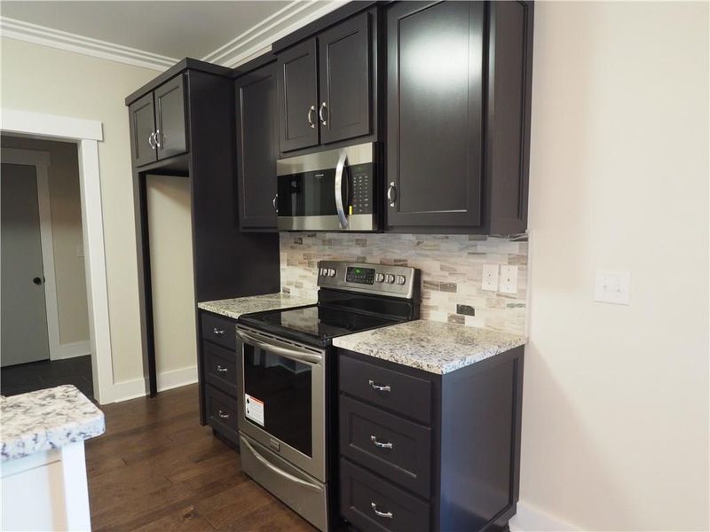 654 13th Avenue Pl NW, Hickory, NC 28601